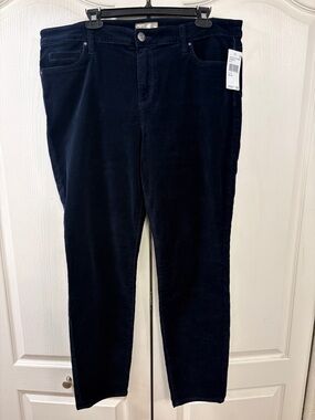 Kut from the Kloth Straight Leg Pants in Deep Navy